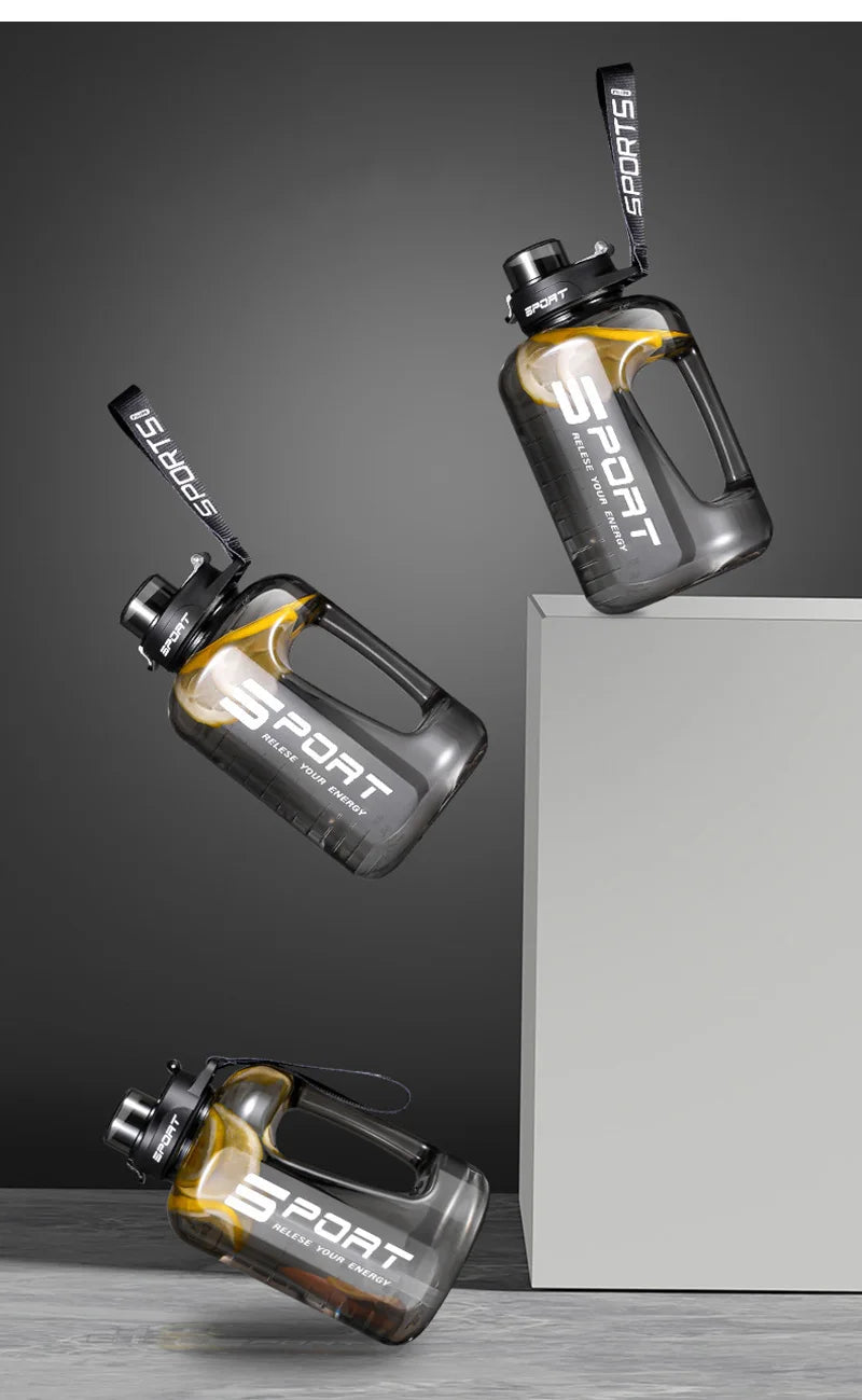 1.7-2.5L Sports Water Bottle – Leakproof Straw Lid & Carry Handle