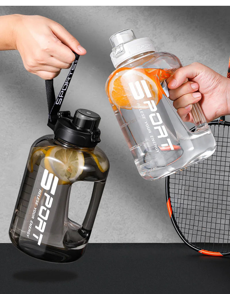 1.7-2.5L Sports Water Bottle – Leakproof Straw Lid & Carry Handle